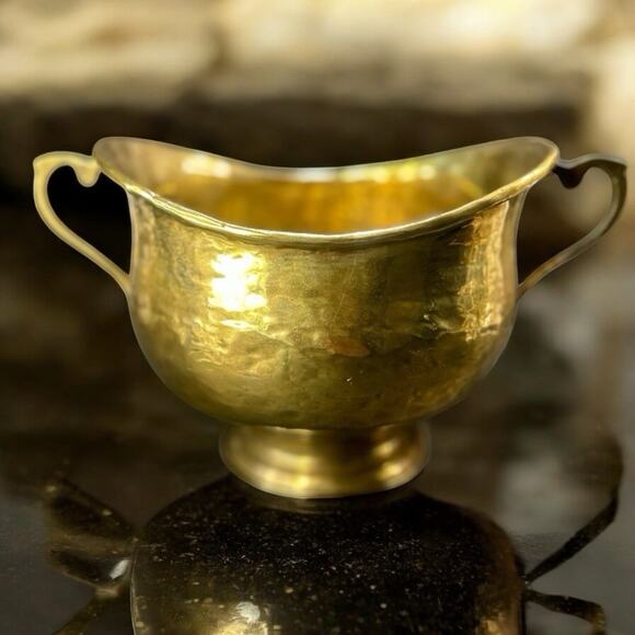 Vintage Oval Brass Footed Cache Pot Planter, Hammered, Double Handles 10x6x5 - Picture 3 of 7
